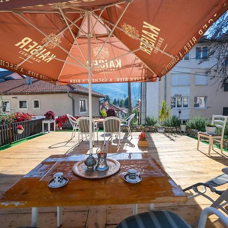 Modern Studio Apartment In The Old Town Сараево Екстериор снимка