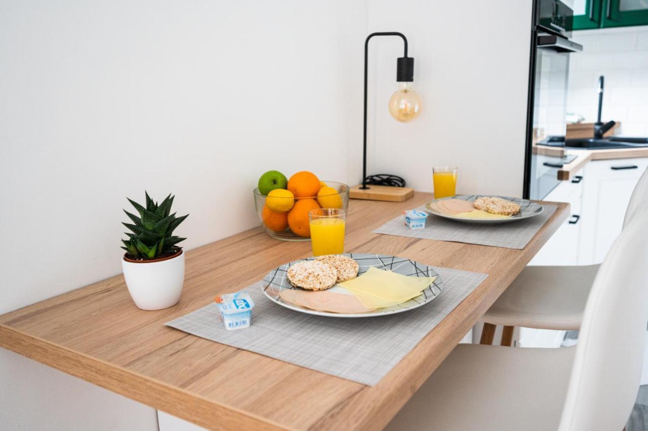 Modern Studio Apartment In The Old Town Сараево Екстериор снимка