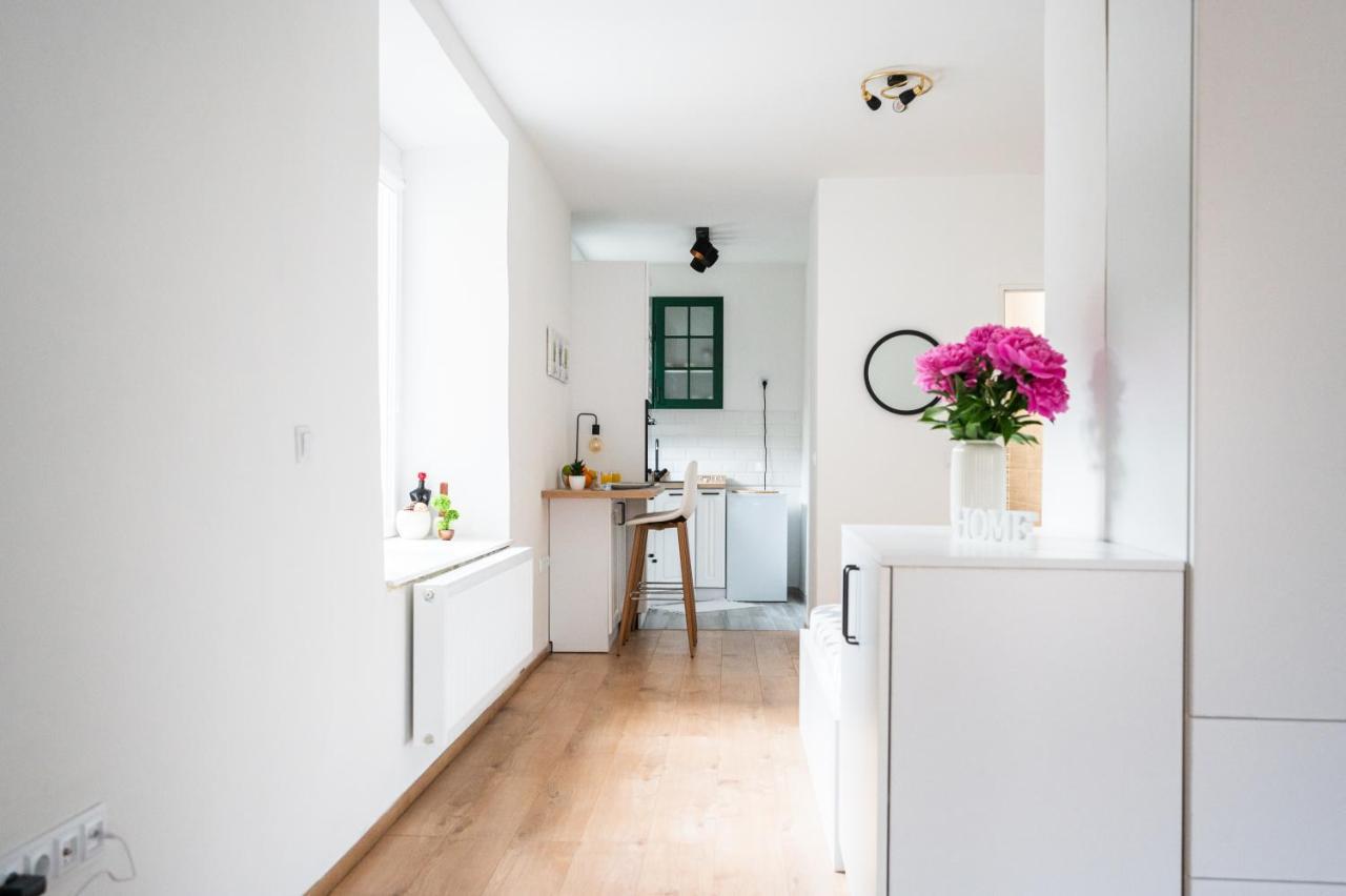 Modern Studio Apartment In The Old Town Сараево Екстериор снимка