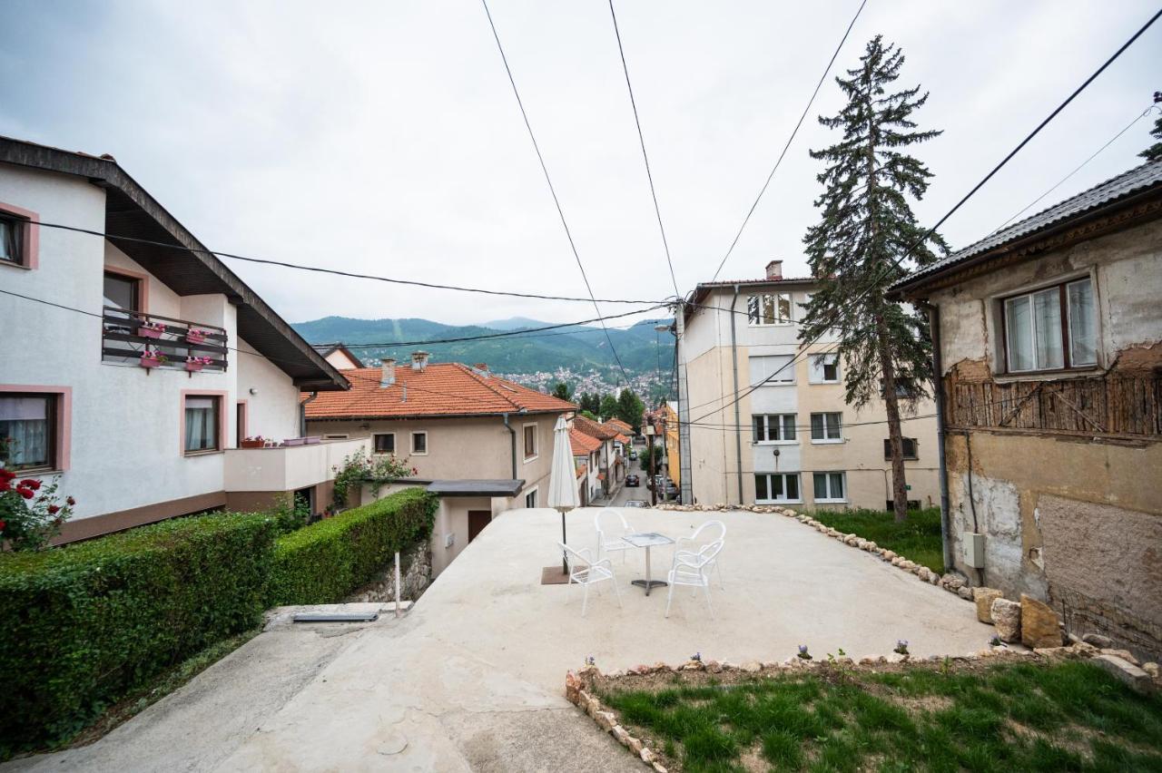 Modern Studio Apartment In The Old Town Сараево Екстериор снимка
